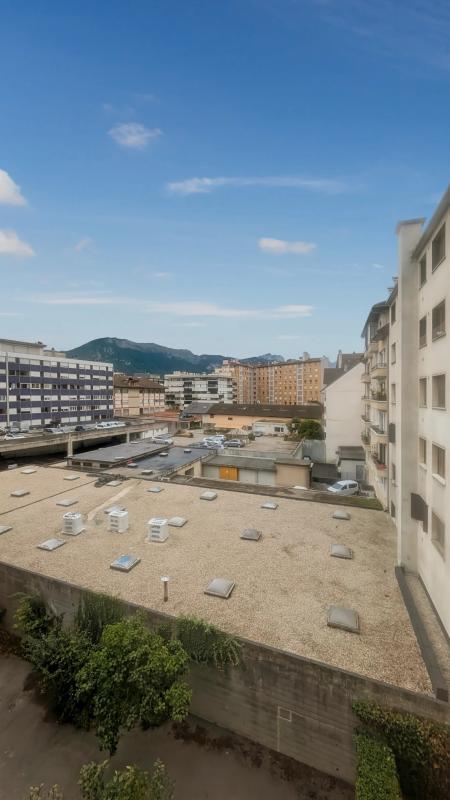 Appartement - 75 m² - 4 pièces