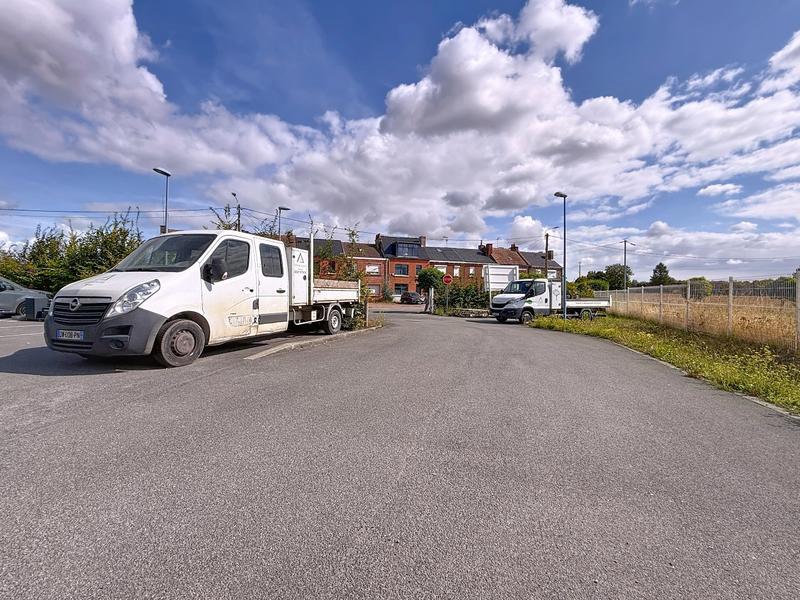 Immeuble de bureaux - 839 m²