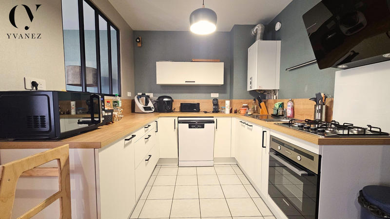 Appartement - 70 m² - 3 pièces