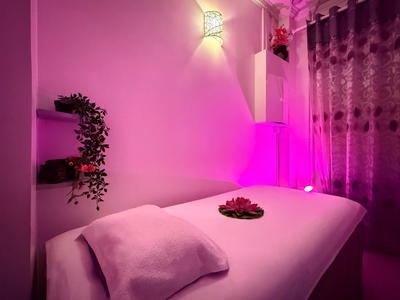 Sakura Massage 75016