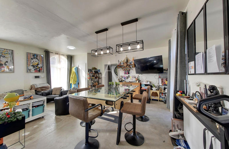 Maison - 172 m² - 6 pièces