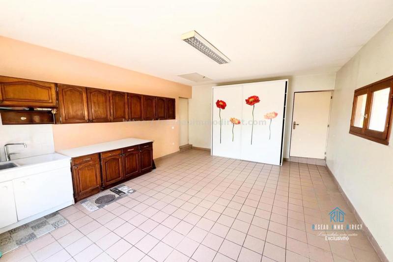 Maison traditionnelle - 148 m² - 6 pièces