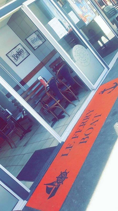 Le Ferry Boat : Bar-Café-Concert et Brasserie du midi.