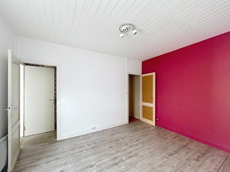 Maison - 200 m² - 8 pièces