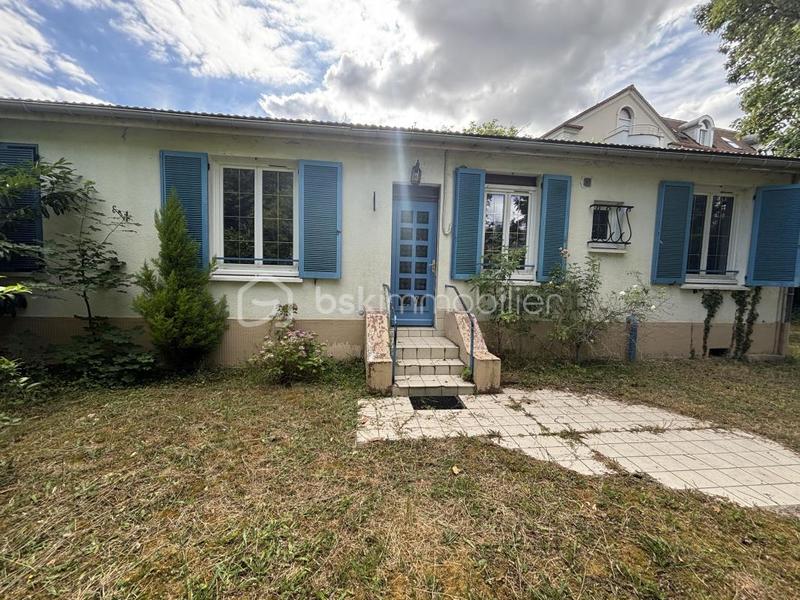 Terrain industriel - 922 m²