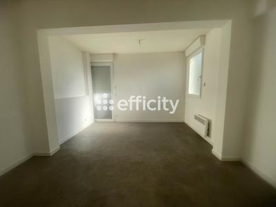 Immeuble - 85 m² - 4 pièces