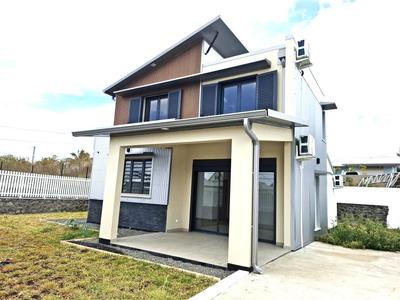 Villa - 92 m² - 4 pièces