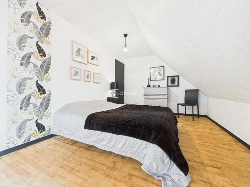 Maison - 184 m² - 7 pièces