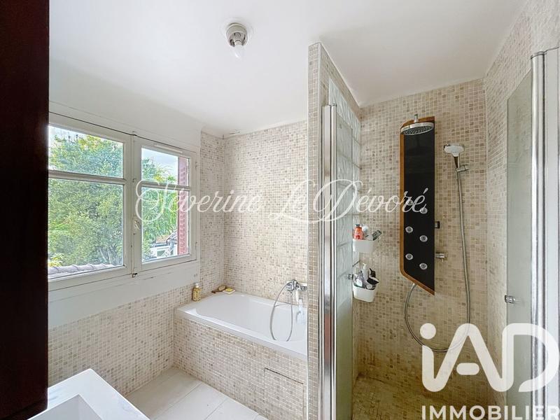 Maison - 131 m² - 8 pièces