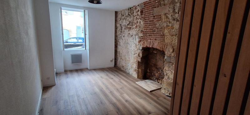 Studio - 25 m² - 1 pièce