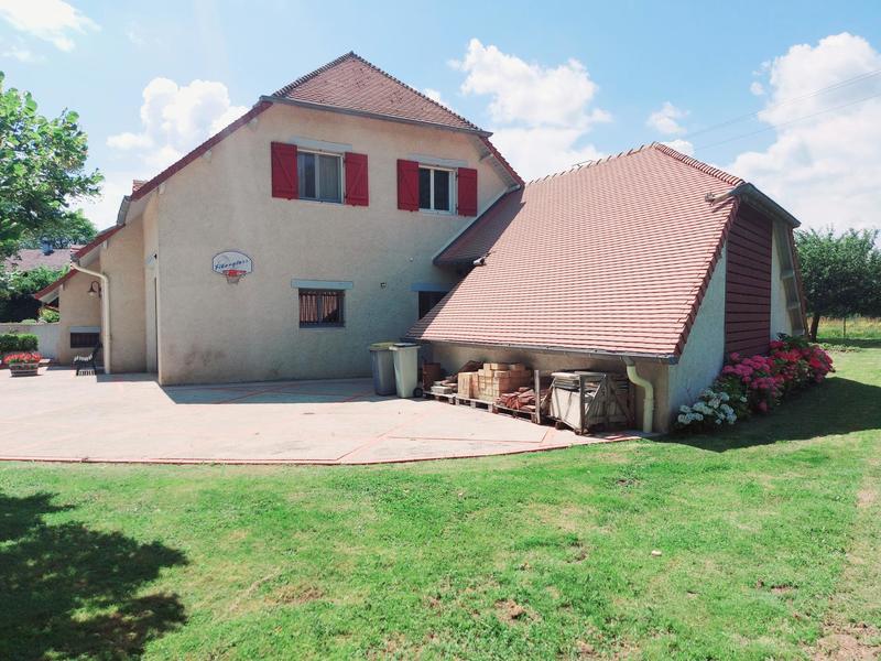 Maison - 188 m² - 7 pièces