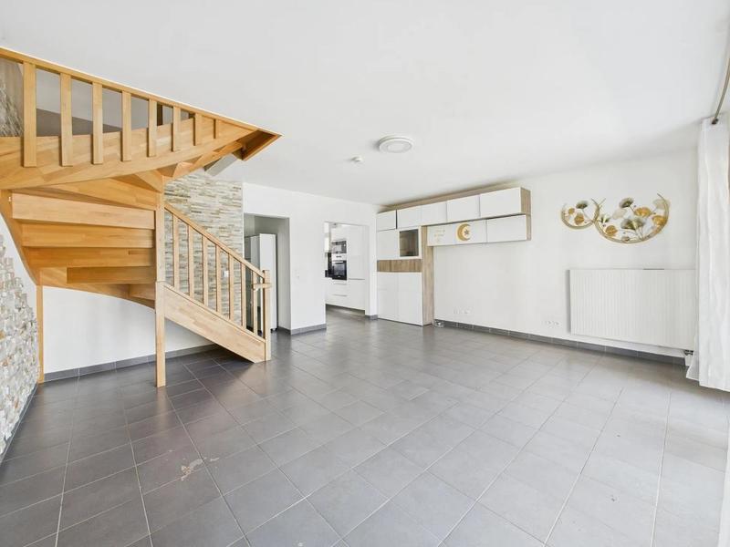 Maison - 84 m² - 4 pièces