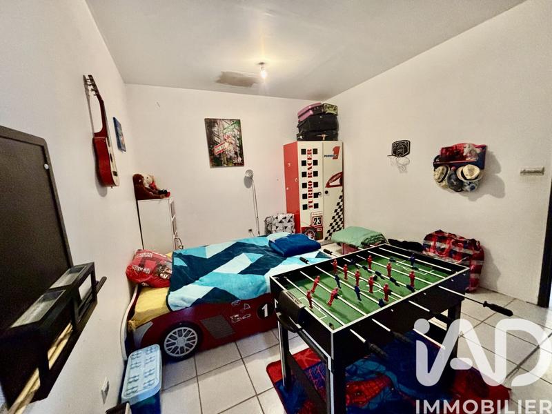 Maison - 180 m² - 5 pièces