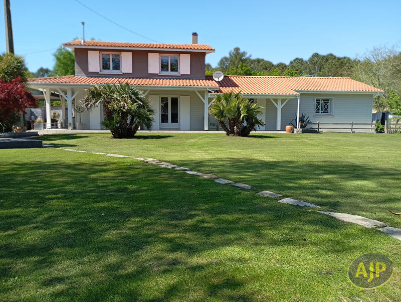 Maison - 178 m² - 5 pièces