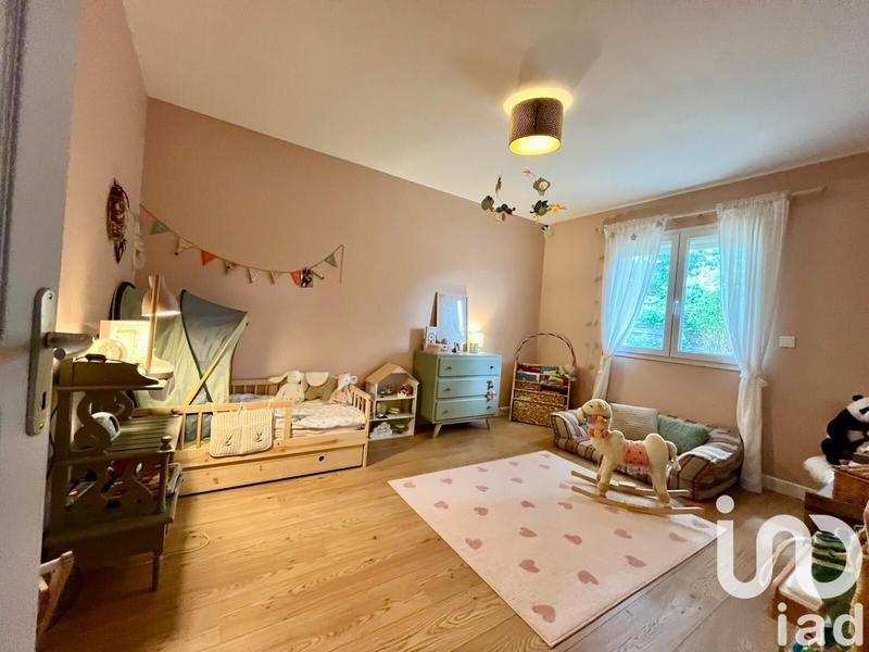 Maison - 121 m² - 5 pièces