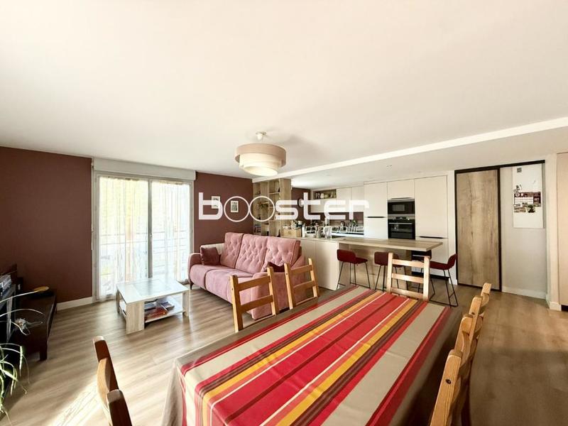 Appartement ancien - 109 m² - 5 pièces