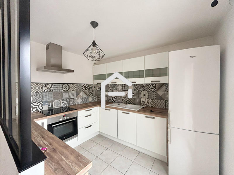 Appartement - 64 m² - 3 pièces