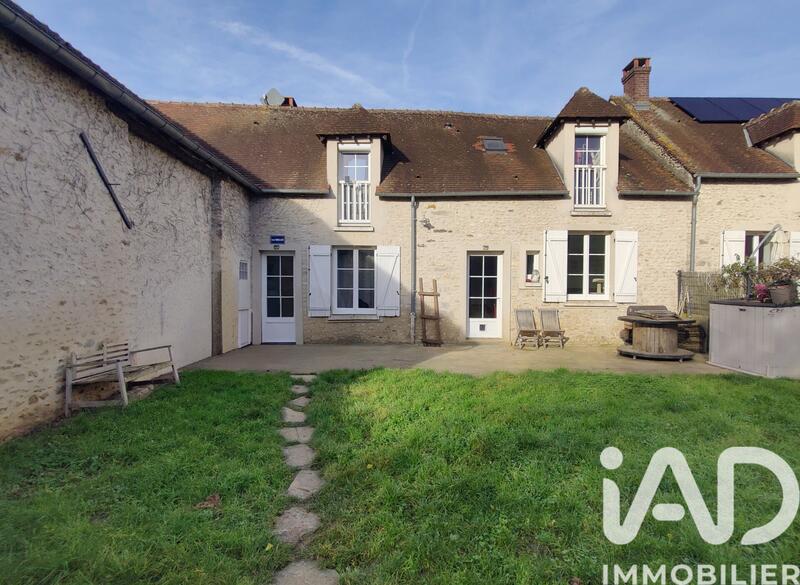 Maison - 90 m² - 4 pièces