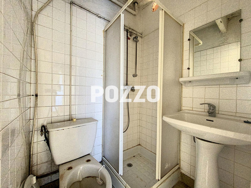 Maison - 231 m² - 10 pièces