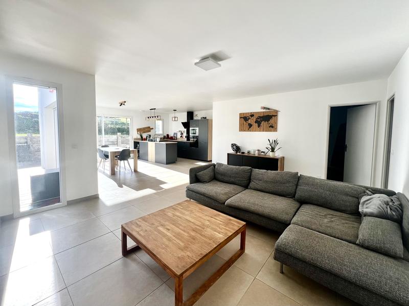 Villa - 109 m² - 4 pièces