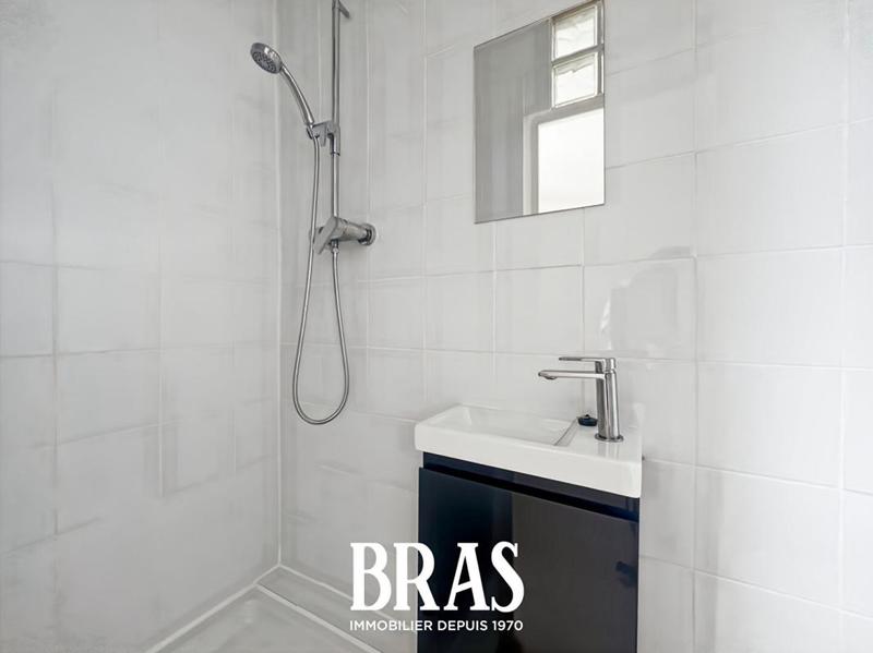 Studio - 14 m² - 1 pièce