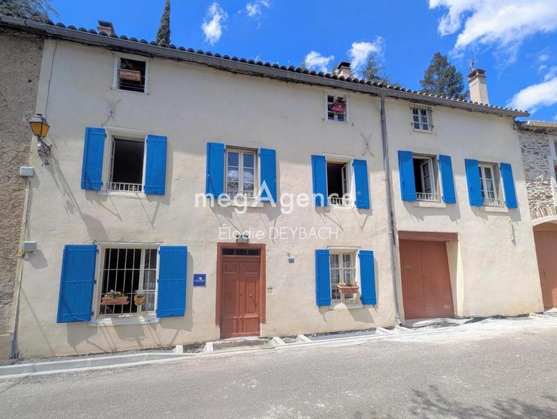 Maison - 200 m² - 10 pièces