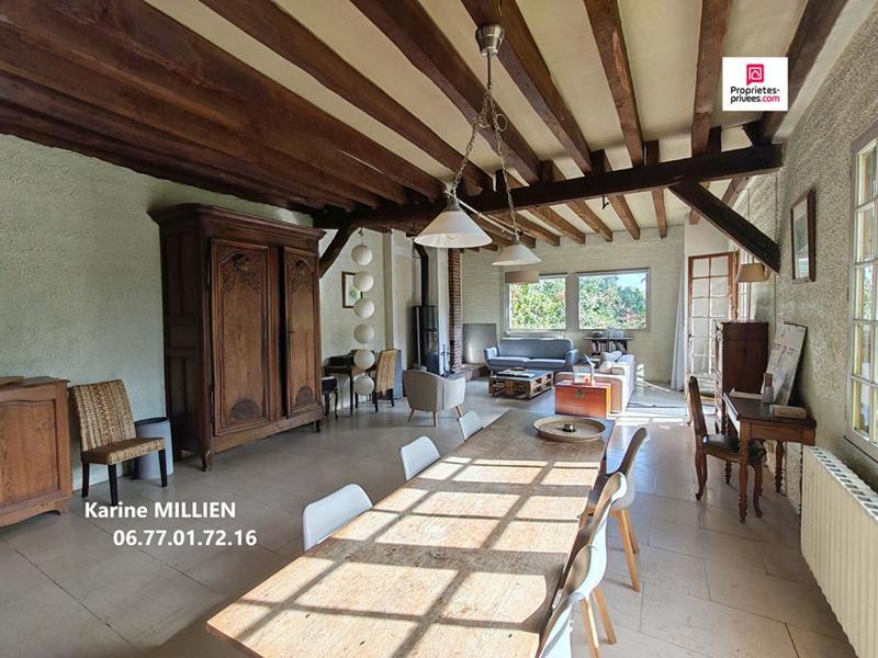 Maison - 214 m² - 9 pièces