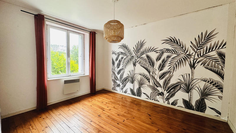 Maison - 110 m² - 6 pièces