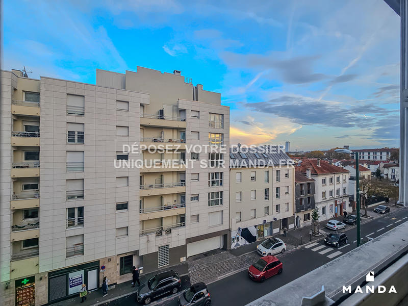 Chambre - 10 m² - 5 pièces