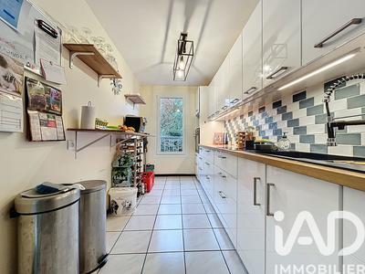 Appartement - 81 m² - 4 pièces