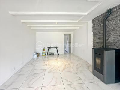 Maison en pierre - 91 m² - 4 pièces