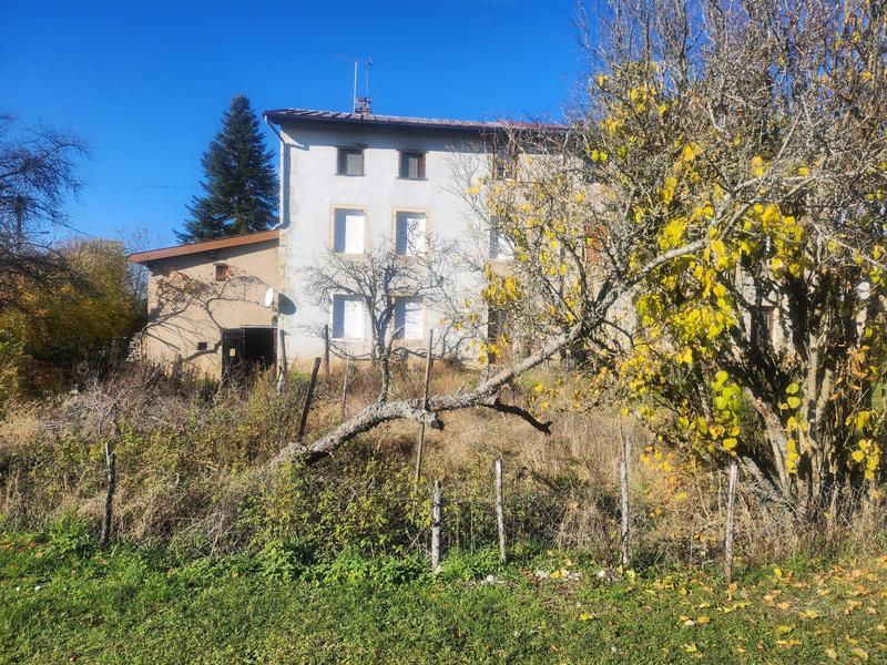 Maison jumelée - 167 m² - 12 pièces