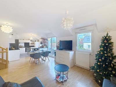 Duplex - 82 m² - 4 pièces