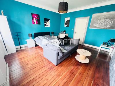 Appartement - 133 m² - 5 pièces