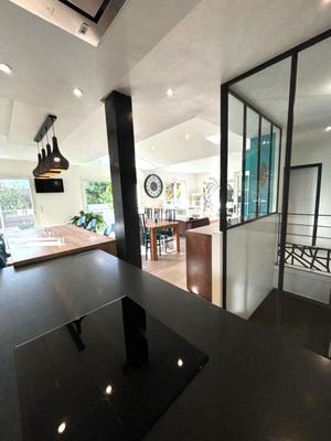 Maison - 190 m² - 7 pièces