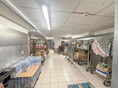 Local commercial - 438 m²