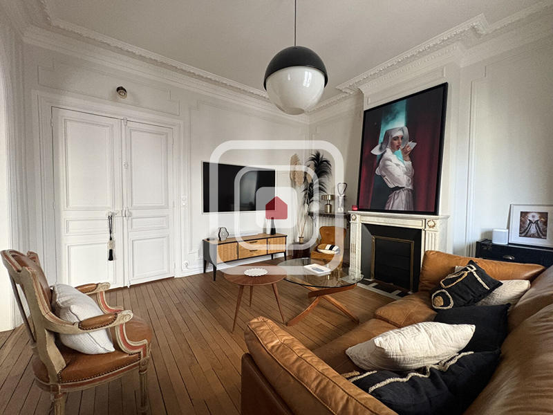 Appartement - 122 m² - 5 pièces