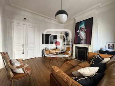 Appartement - 122 m² - 5 pièces