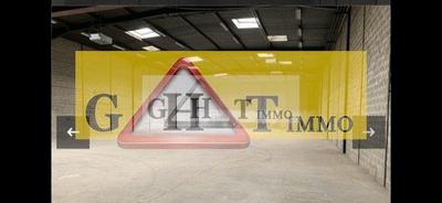 Entrepôt - 1 410 m²