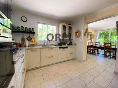 Villa - 170 m² - 4 pièces