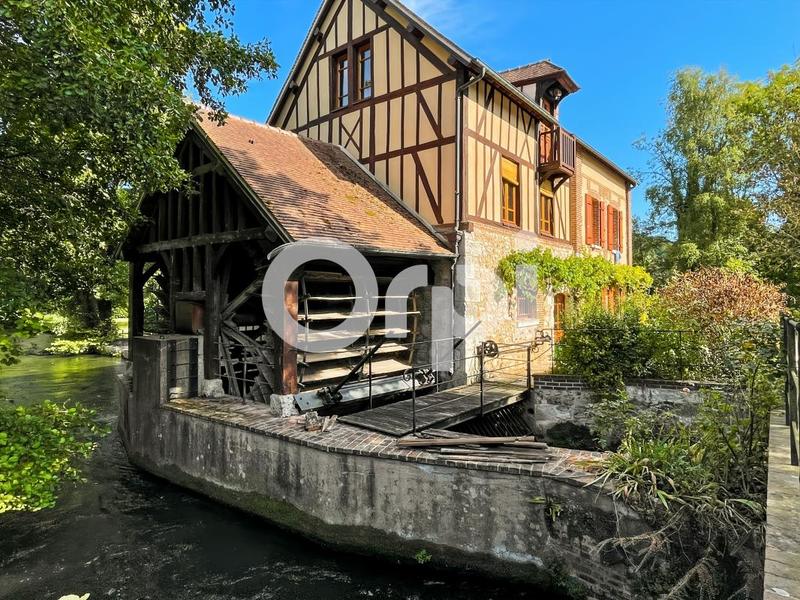 Moulin - 221 m² - 6 pièces