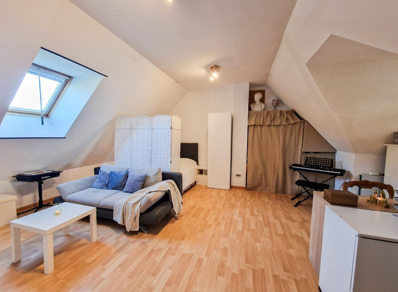 Maison - 212 m² - 7 pièces