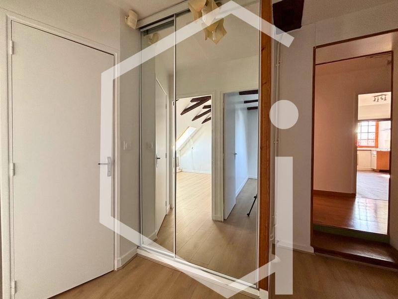 Appartement - 98 m² - 4 pièces