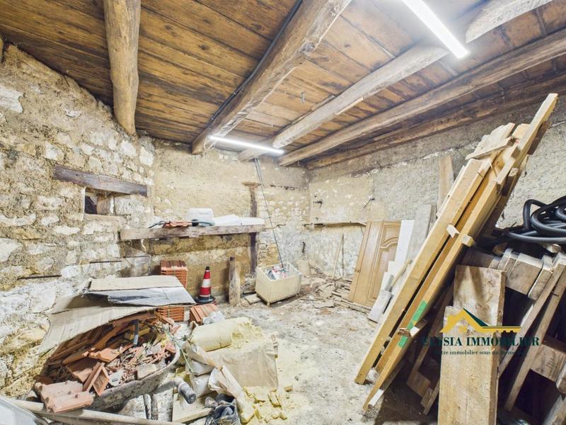 Maison - 231 m² - 2 pièces