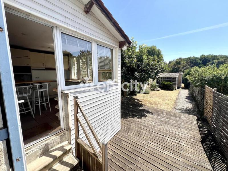 Maison - 110 m² - 4 pièces