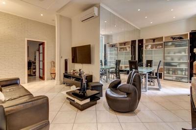 Appartement - 80 m² - 3 pièces