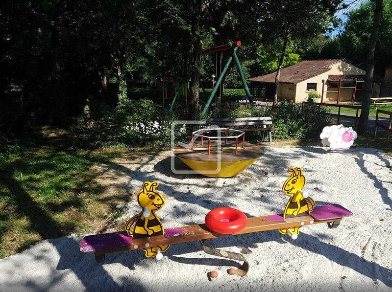 Propriété - 54 000 m² - 1 pièce