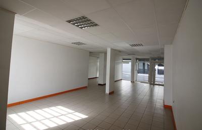 Local commercial - 206 m² - 6 pièces