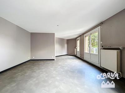 Appartement - 89 m² - 5 pièces