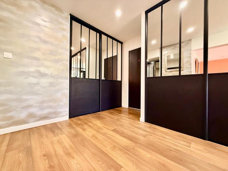 Appartement - 70 m² - 2 pièces